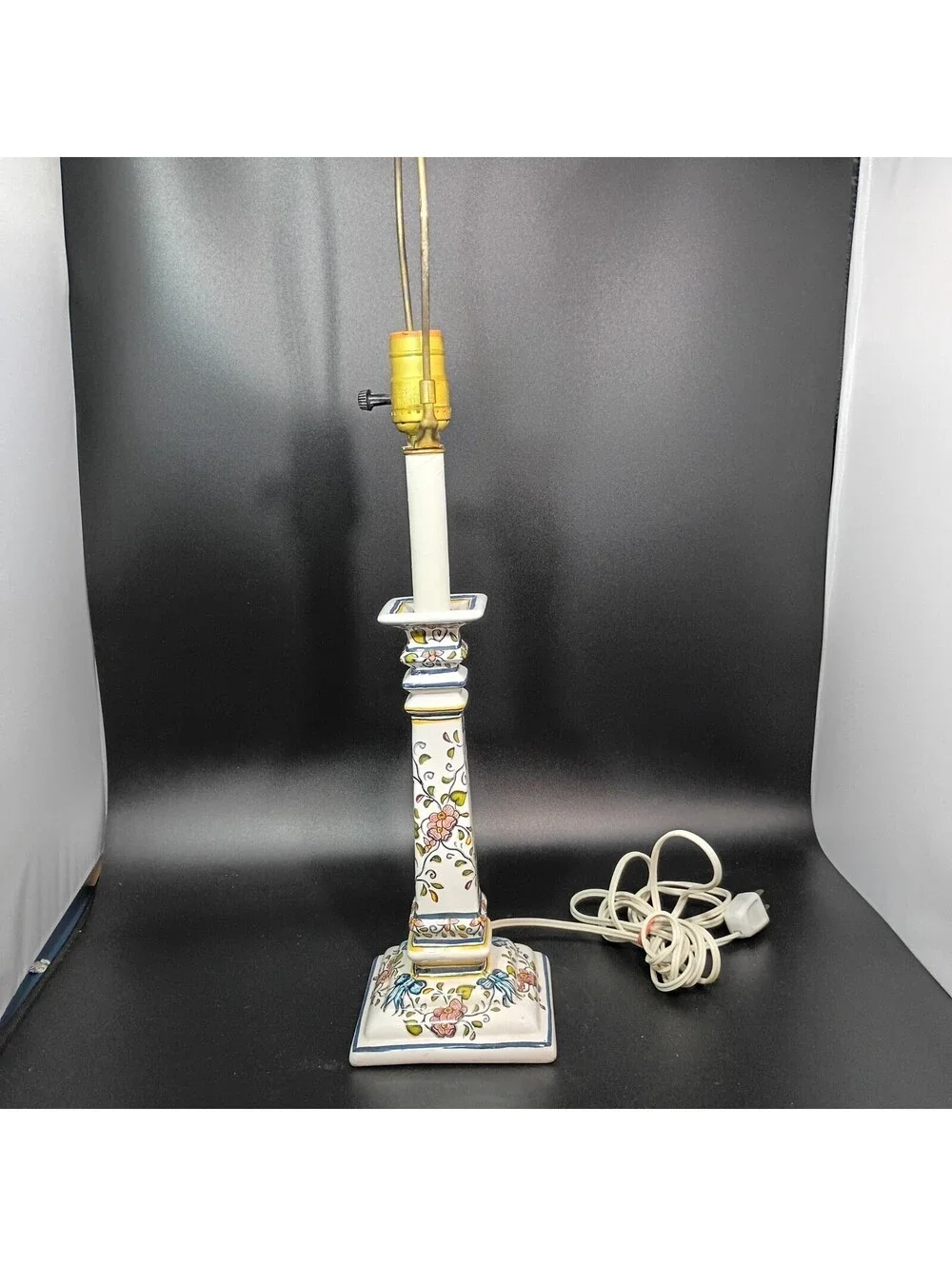 Vintage Made In Portugal Hand Painted Floral Table Lamp Flowers Vines Bows